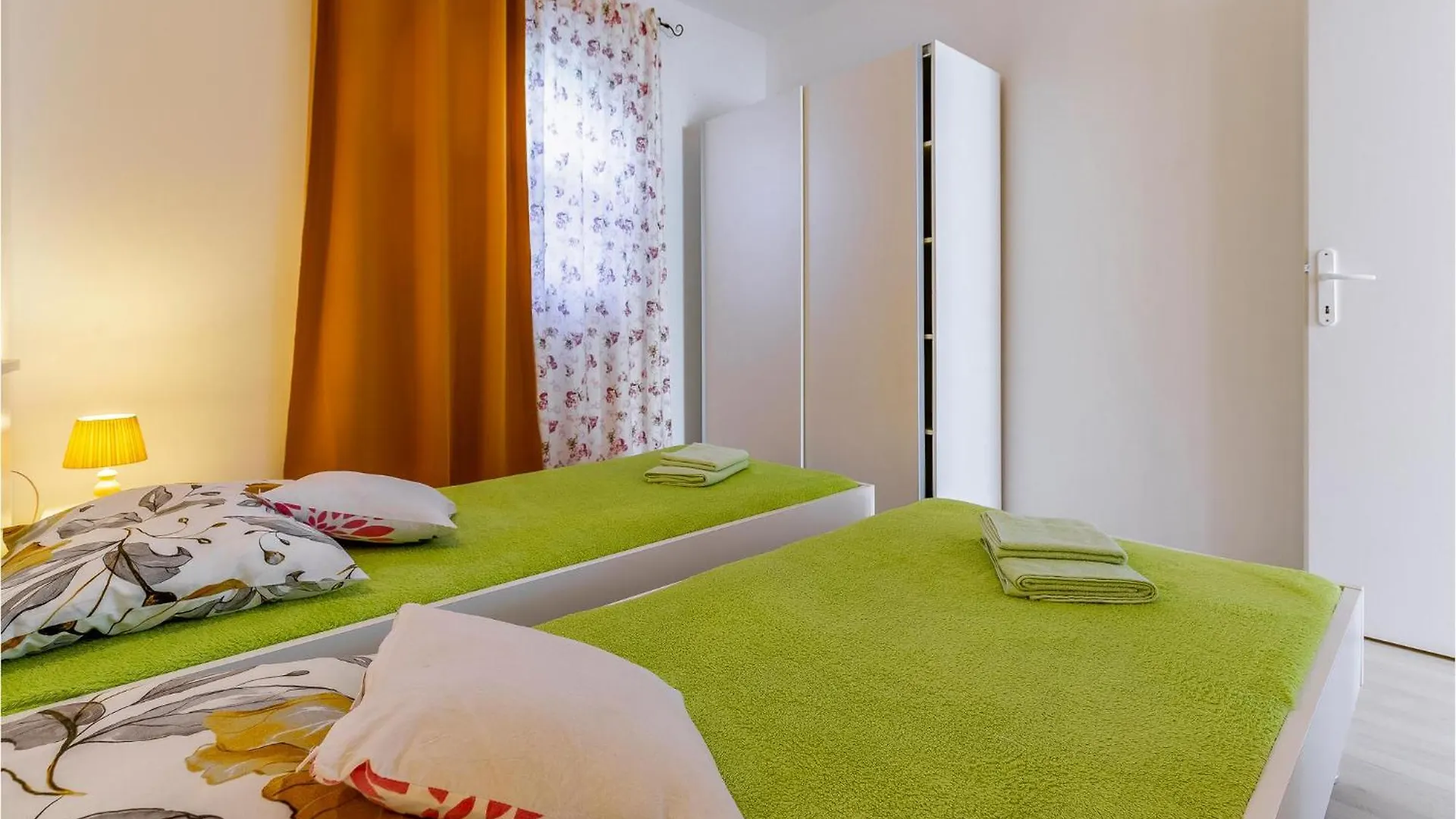 Nice Home In Sisan With Kitchen Croatia