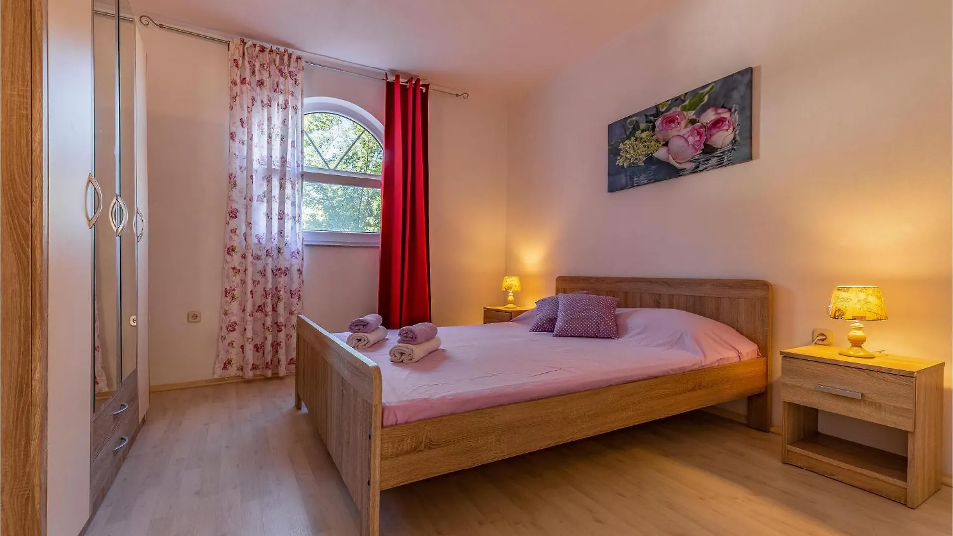 Nice Home In Sisan With Kitchen