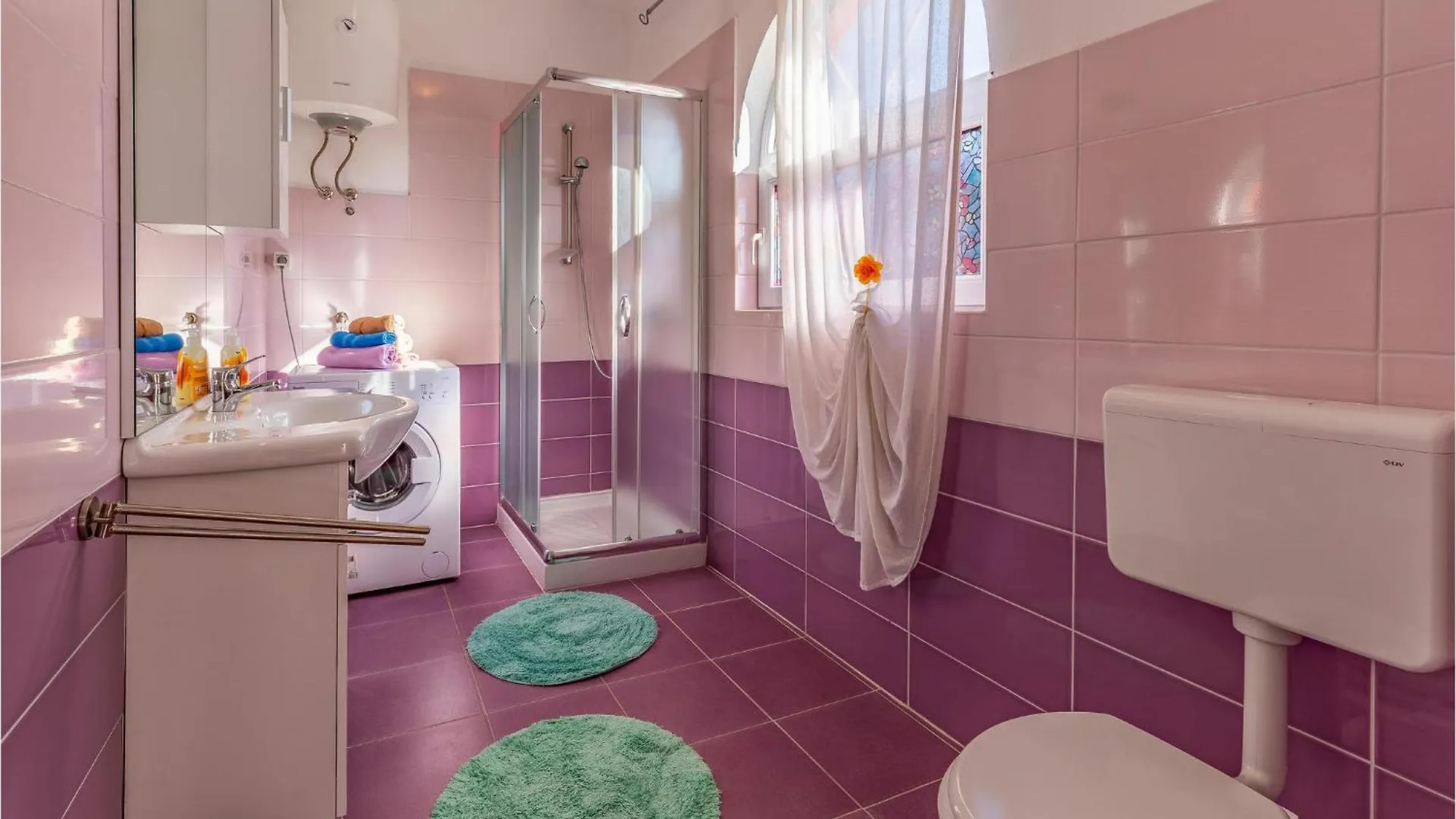 Nice Home In Sisan With Kitchen Holiday home