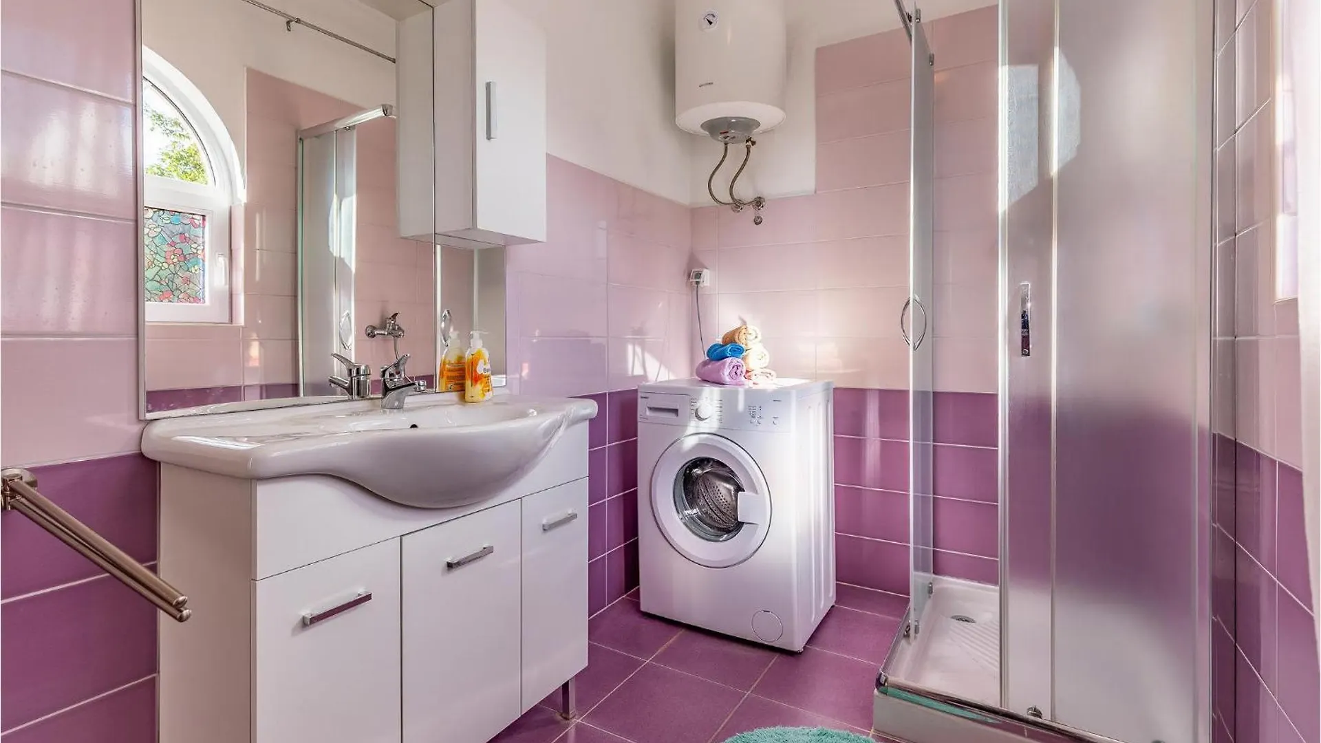 Holiday home Nice Home In Sisan With Kitchen