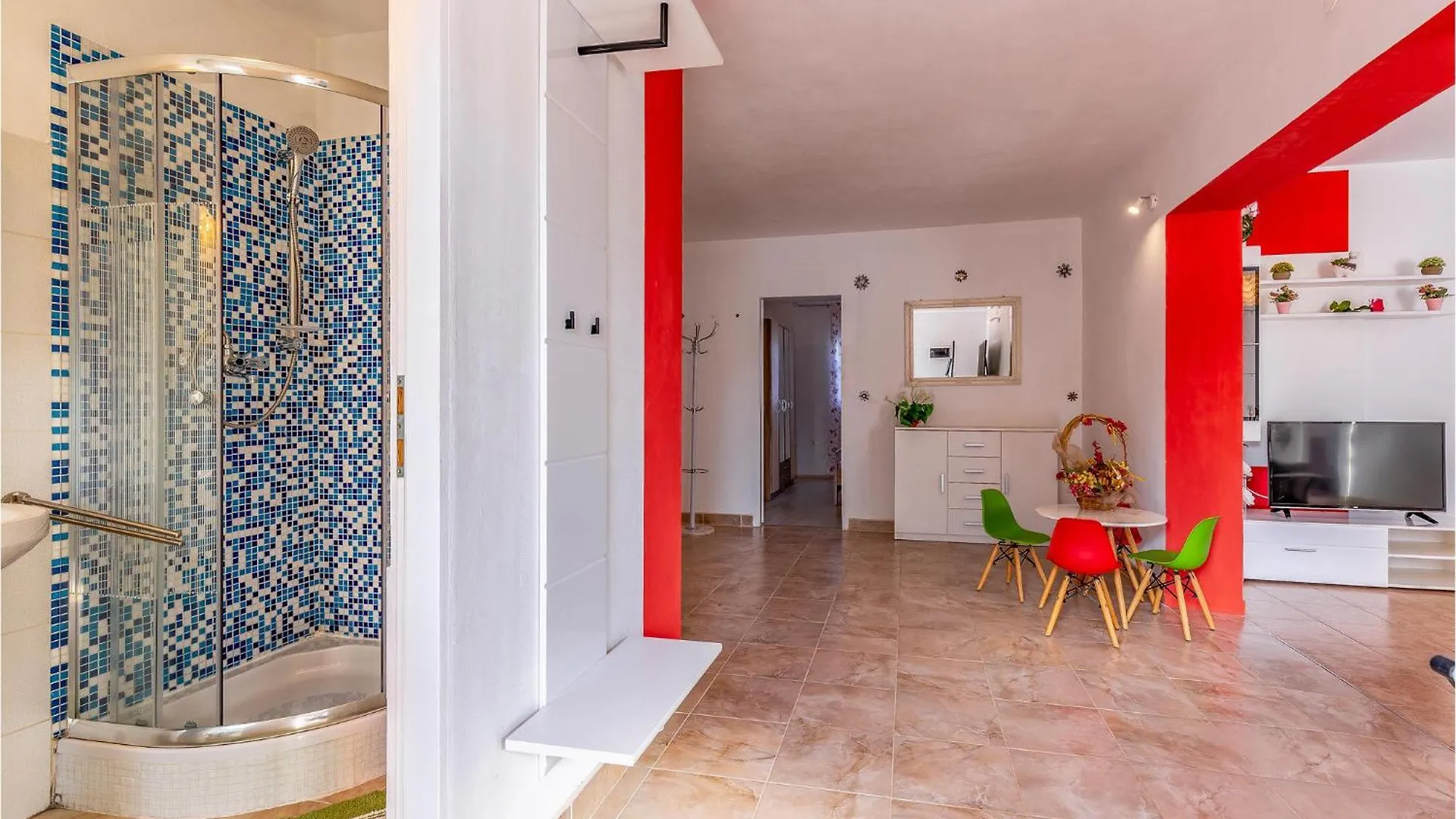 Nice Home In Sisan With Kitchen 0*,  Croatia