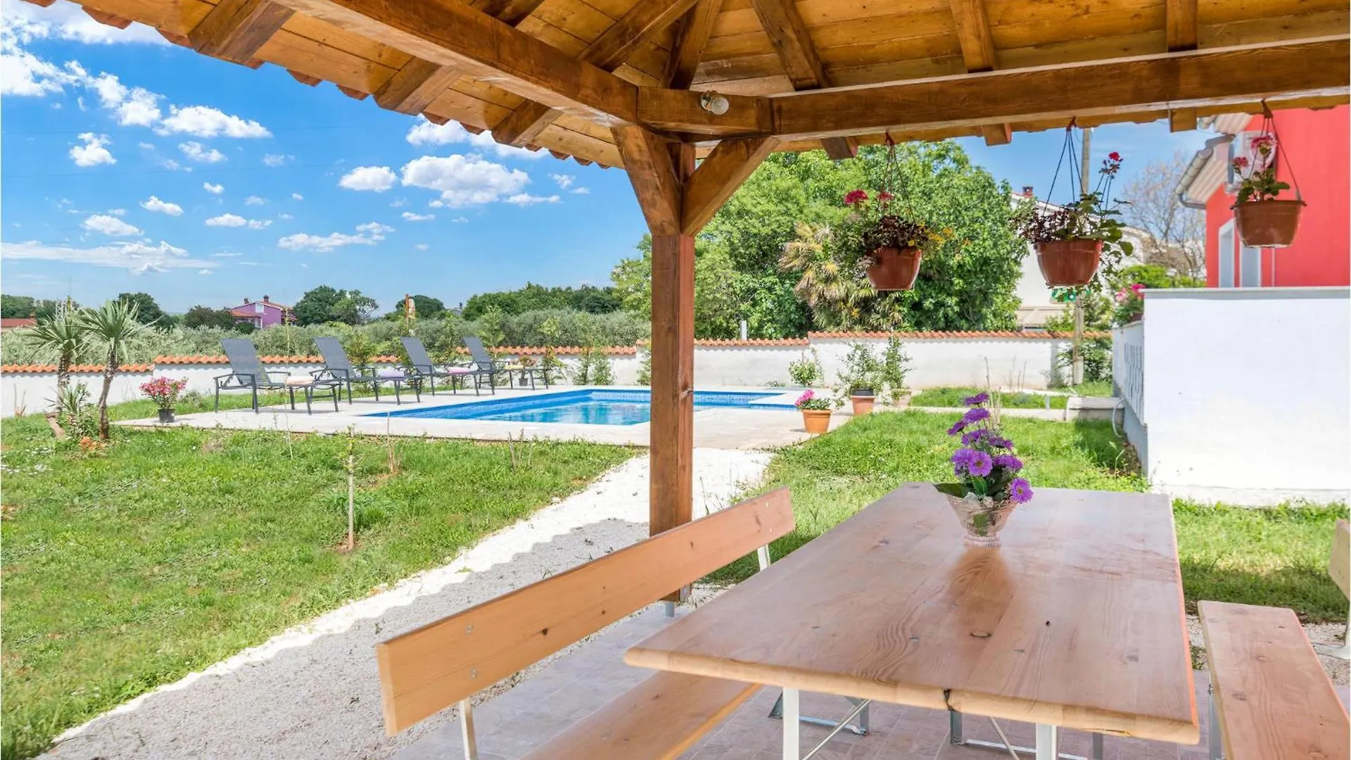 Nice Home In Sisan With Kitchen Holiday home
